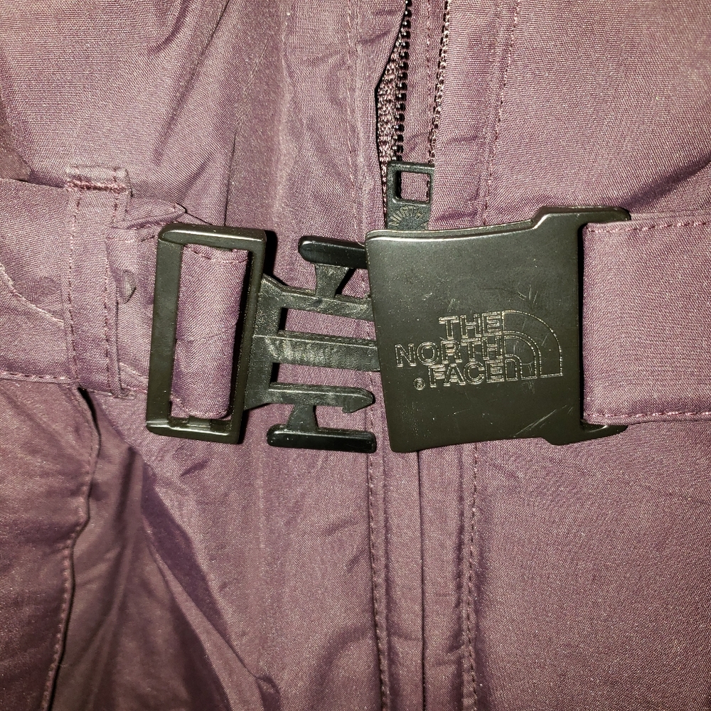 North Face burgundy/purple coat - Picture 5 of 8